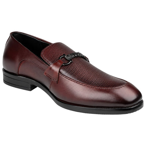 Men’s Wine Leather Textured Loafers – Metal-Detail Formal Slip-Ons
