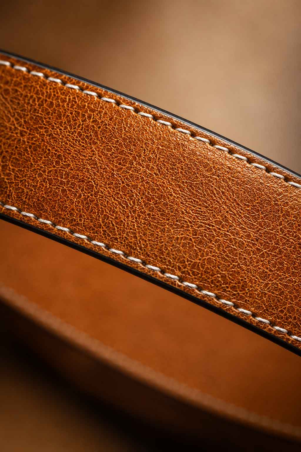 Signature Edge Stitch Detailing