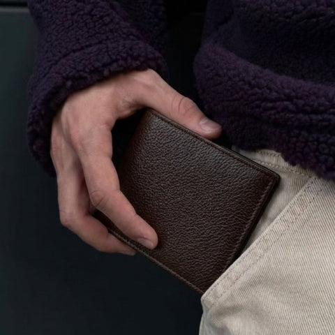 Crabby Hunt Dark Brown Leather Wallet – Classic Bifold