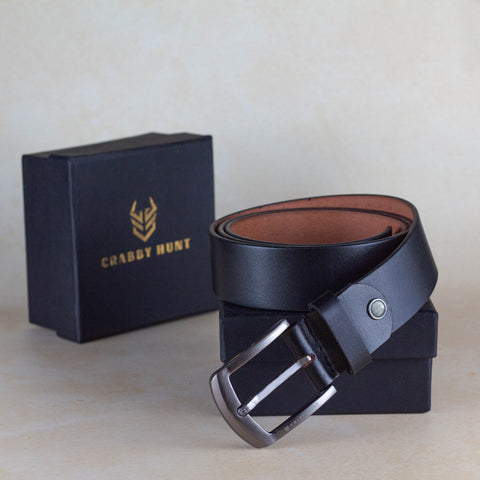Crabby Hunt Black Leather Belt – Minimal Style with Modern Metal Buckle