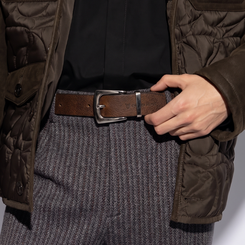 Crabby Hunt Men's Genuine Leather Casual Belt – Oil Pull-Up Leather with Gunmetal Buckle